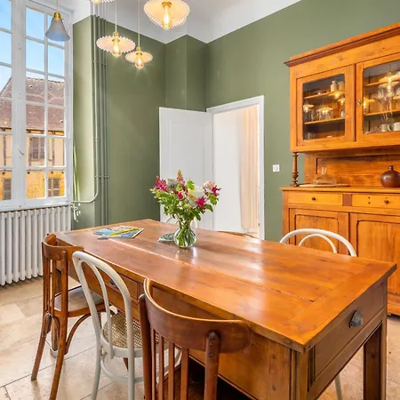 Dom wakacyjny Maison Des Chanoines *