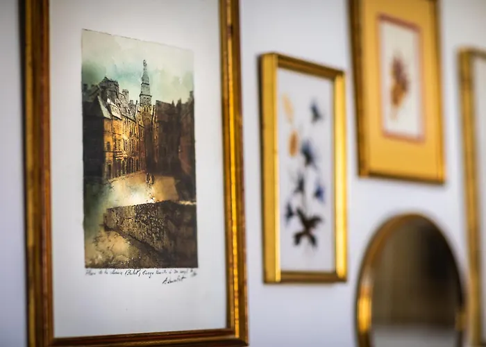 Maison Des Chanoines *